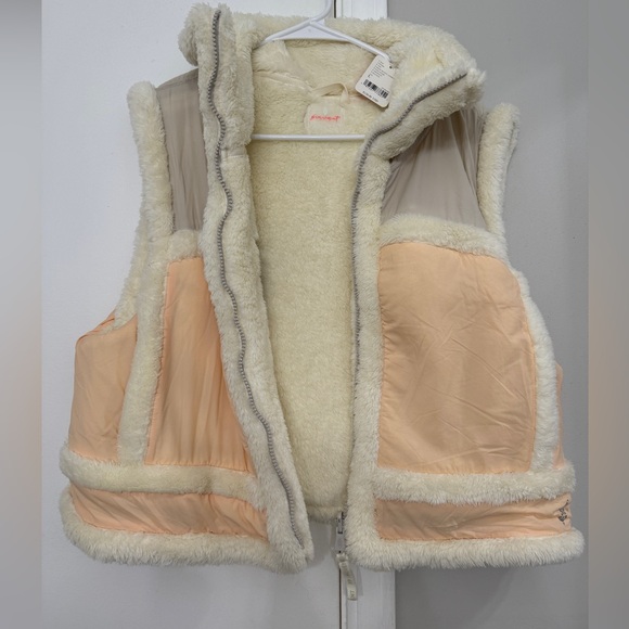 Free people reversible vest, size large - Picture 7 of 7